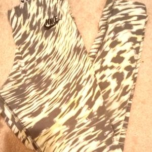 ❤️ NIKE workout pants ♥️ 10 for $25 excellent condition